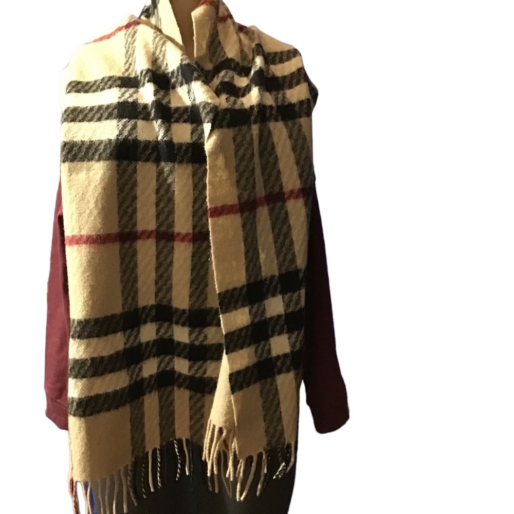 Burberry scarf Unisex